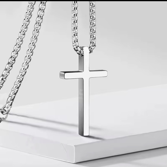Cross Pendants necklace for Men - Picture 7 of 7